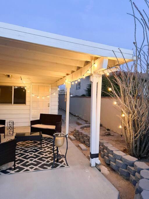 Joshua Tree National Park - Cozy Palms Getaway Apartamento Twentynine Palms Exterior foto