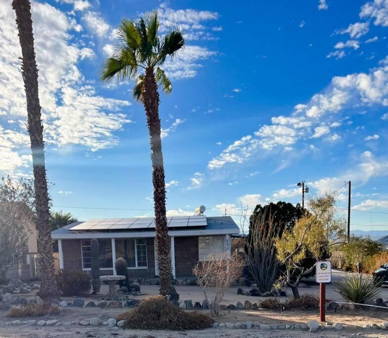 Joshua Tree National Park - Cozy Palms Getaway Apartamento Twentynine Palms Exterior foto